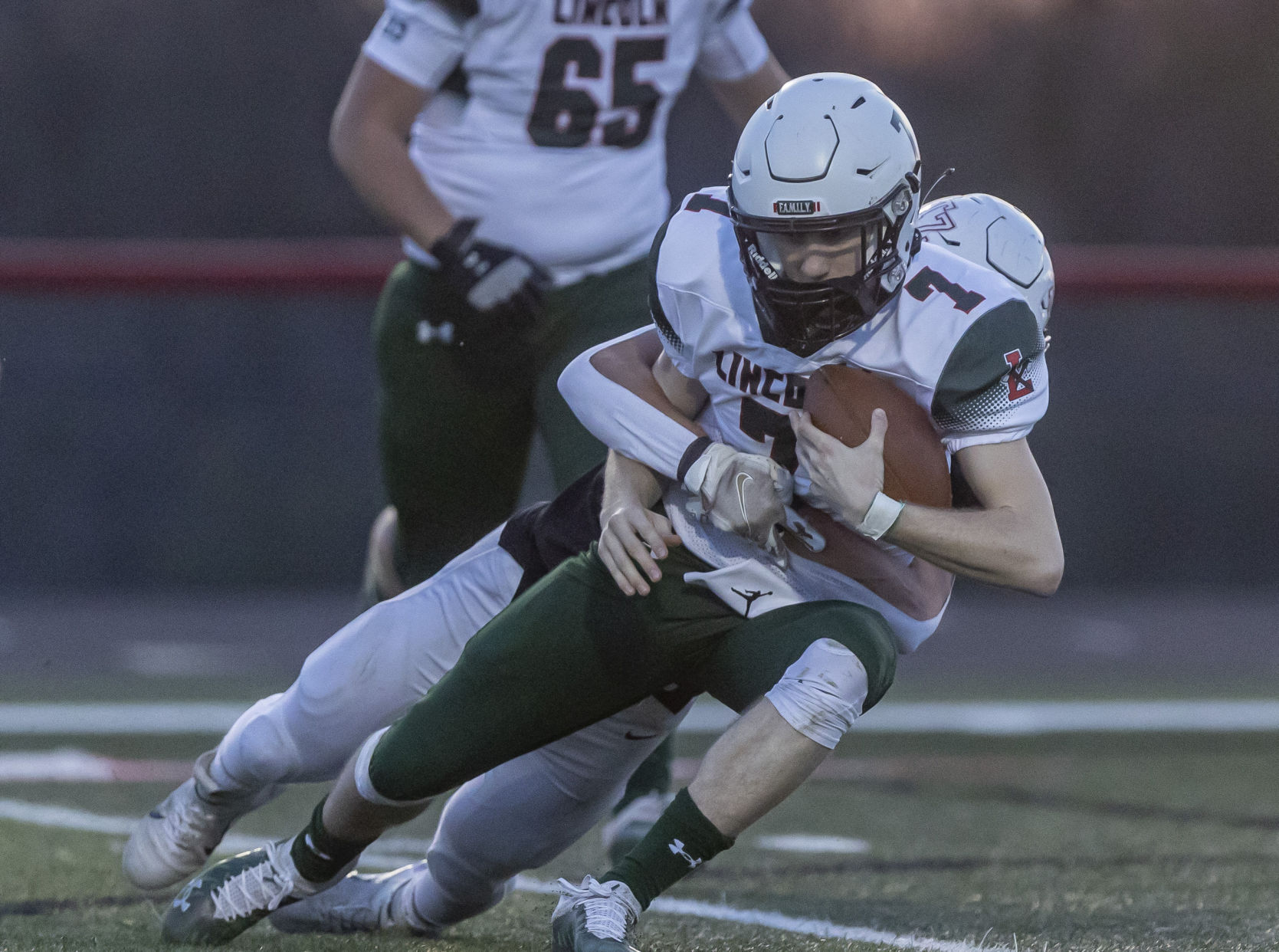 MTZ Lincoln football gallery 21 040921.JPG